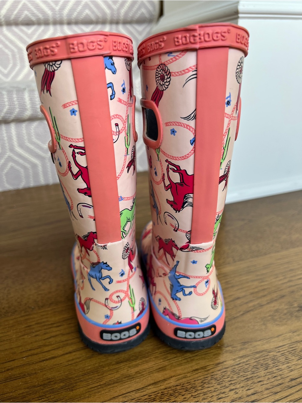 EUC Girls Pink Horse Bogs Rain Boots - 11 - Picture 4 of 11